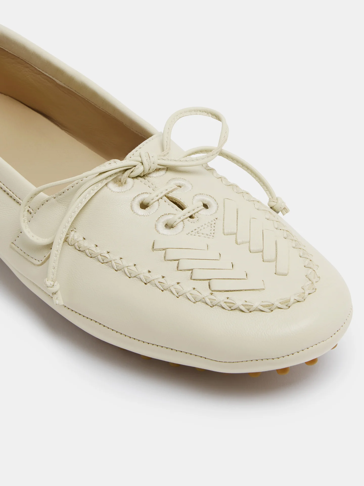 Driver Moccasin / Ecru Leather Embroidered - Image 4