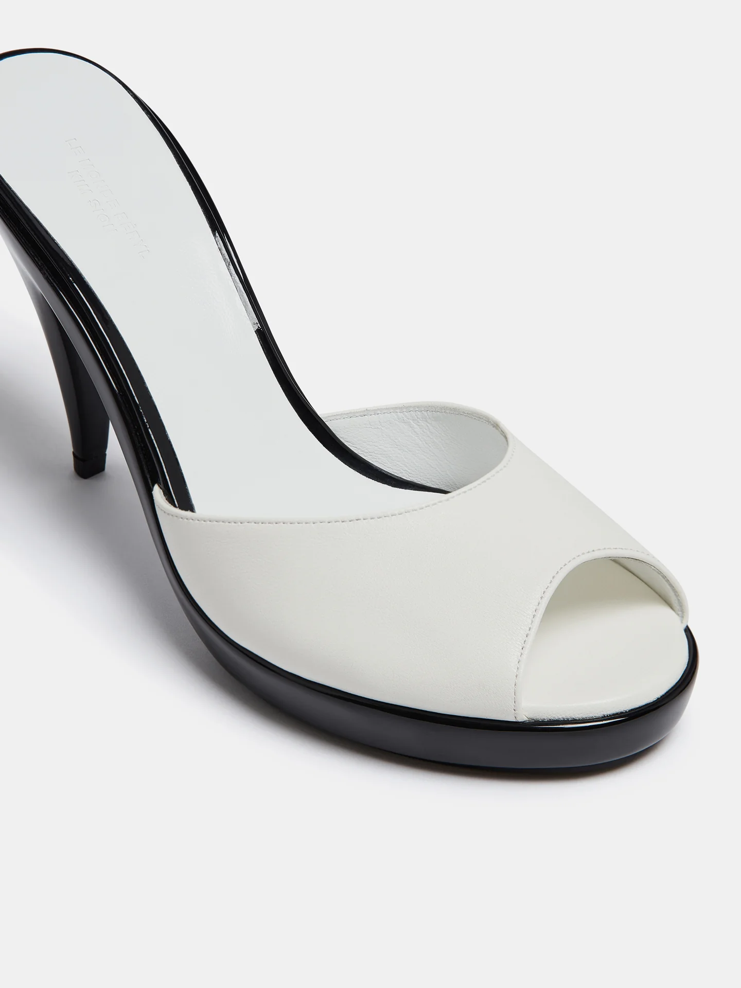 Kim Sion Cherry Mule / White Leather - Image 4