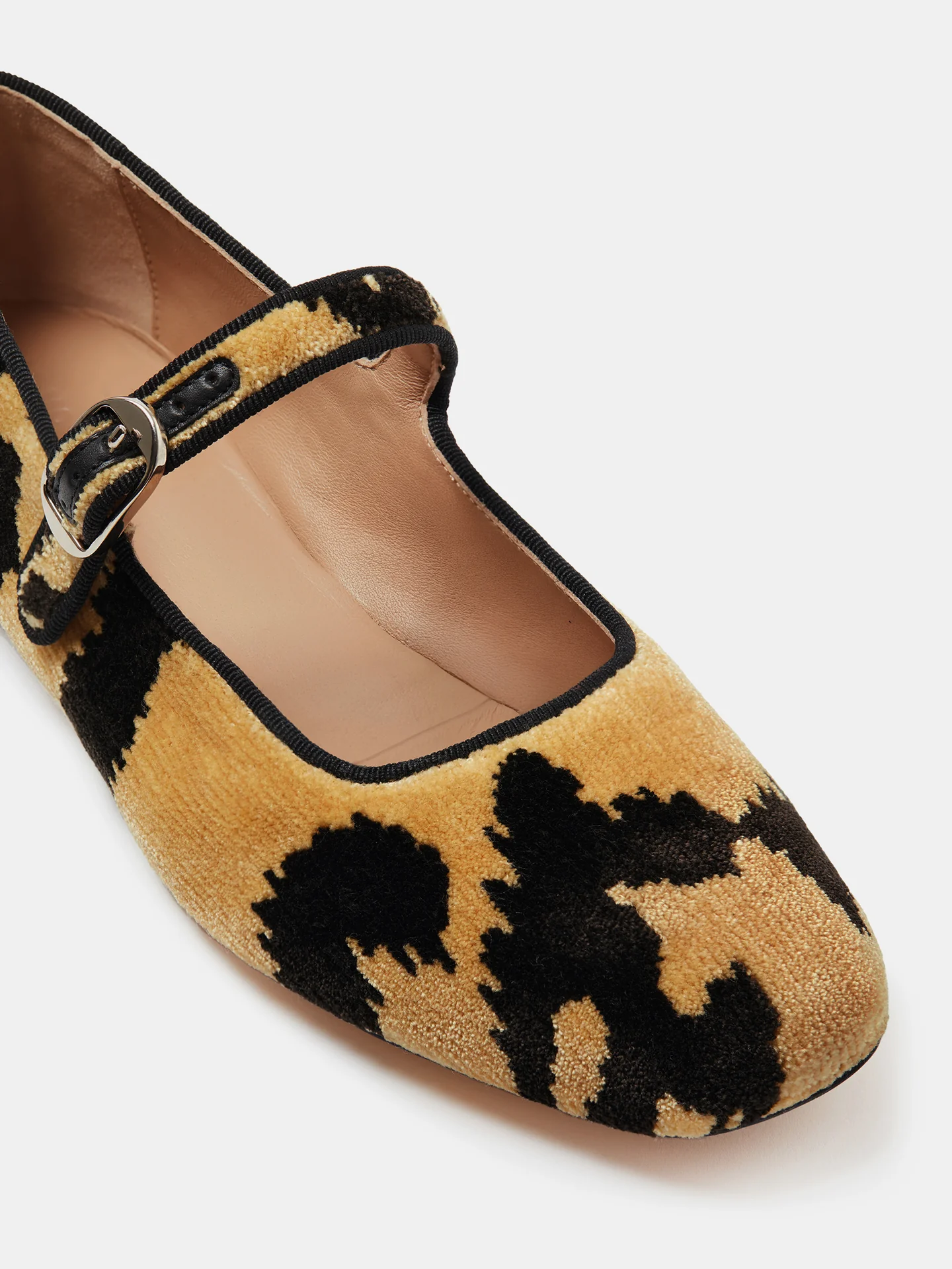 Mary Jane / Tiger Bevilacqua Velvet - Image 4